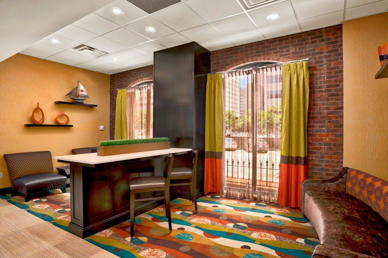 Days Inn By Wyndham Baltimore Inner Harbor Kültér fotó